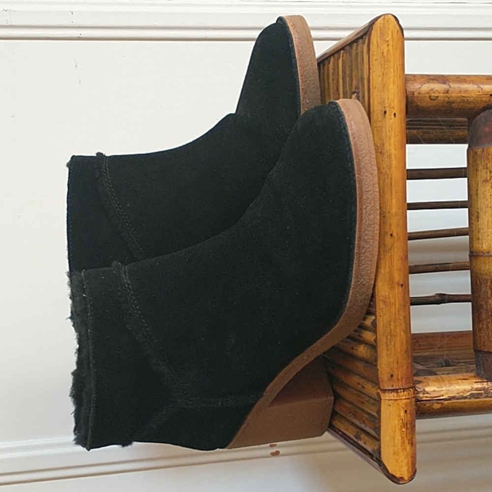 Ugg Kasen Ankle Boot